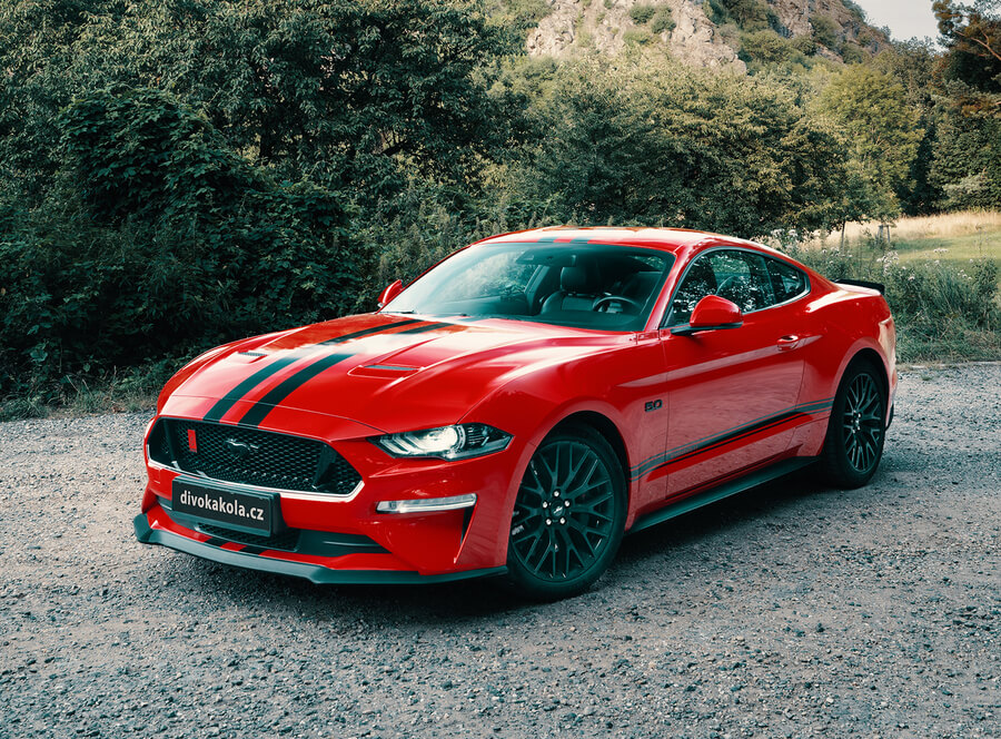 Jízda ve Fordu Mustang Coyote V8 v Brně